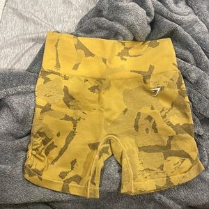 Gymshark cameo shirts